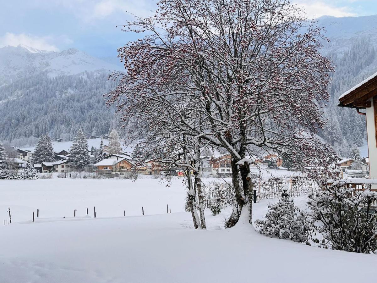 Gemütliches Appartement für Erholung und Sport Klosters-Serneus Exterior foto